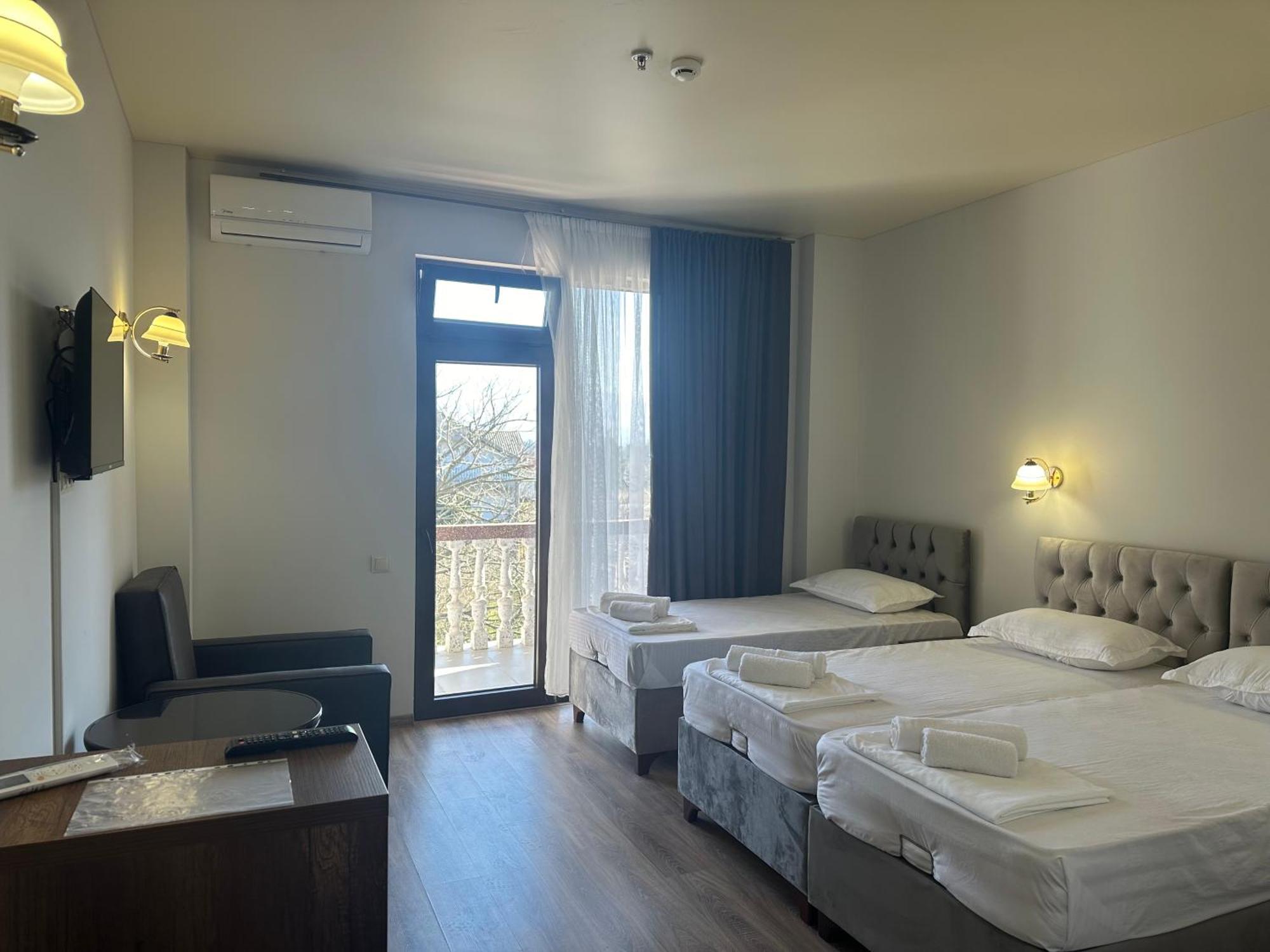 Majestic Hotel Kobuleti Kültér fotó