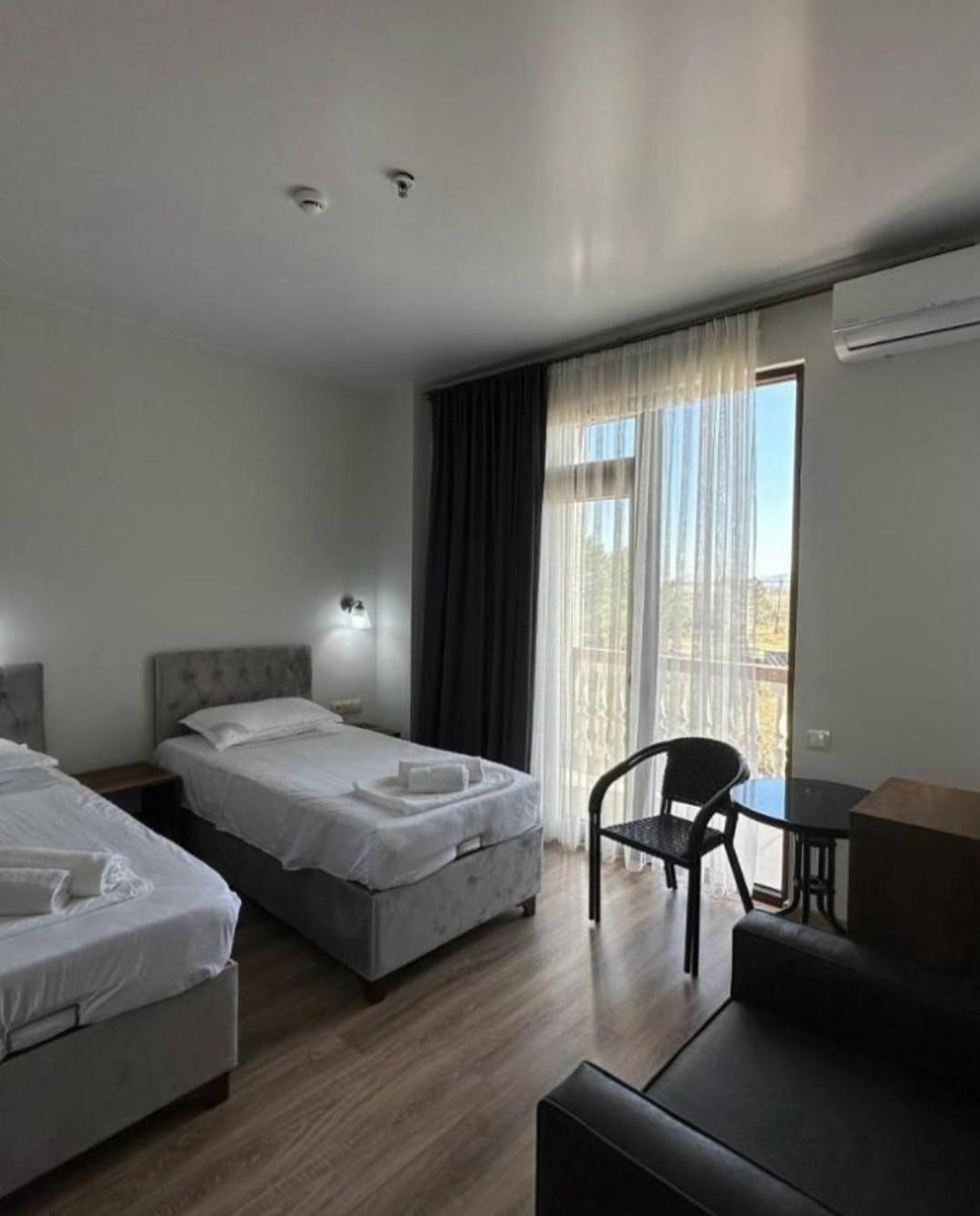 Majestic Hotel Kobuleti Kültér fotó